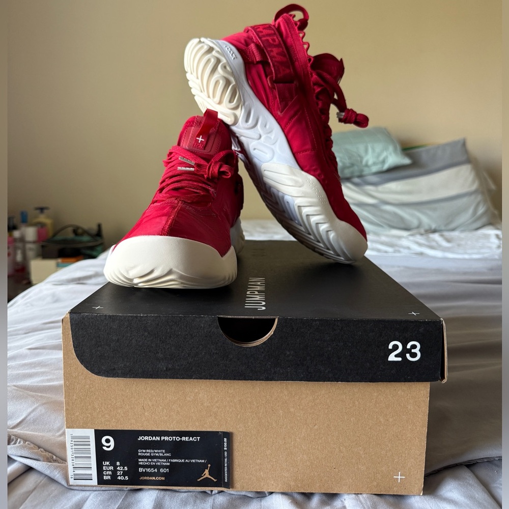 Jordan Porto- React Sneakers (Jumpman 23)